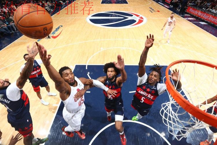 米切尔48分赛季新高 骑士逆转胜奇才